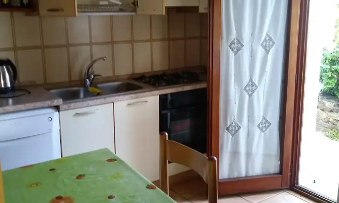 Rexer-Golfo-Aranci-Villa-indipendente-vista-mare-CUCINA