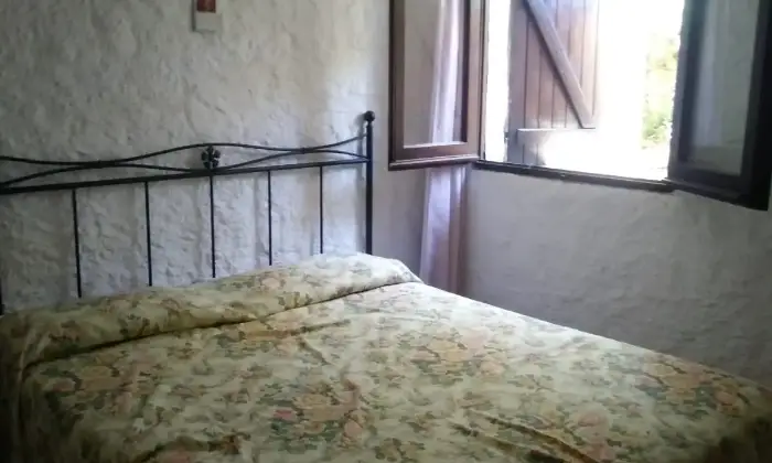 Rexer-Golfo-Aranci-Villa-indipendente-vista-mare-CAMERA-DA-LETTO