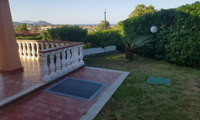 Rexer-Loiri-Porto-San-Paolo-Appartamenti-Panoramici-Su-TAVOLARA-Panorama