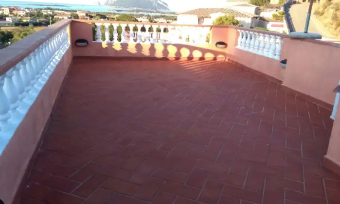 Rexer-Loiri-Porto-San-Paolo-Appartamenti-Panoramici-Su-TAVOLARA-TERRAZZO