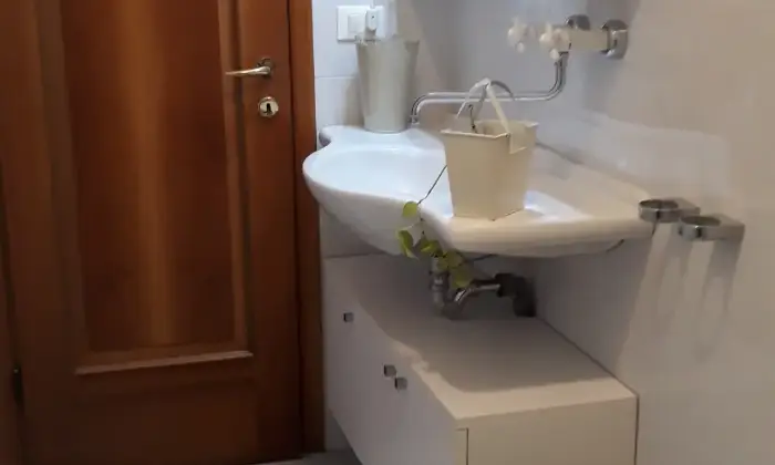 Rexer-Ravenna-Camere-di-lusso-in-appartamento-ristrutturato-BAGNO