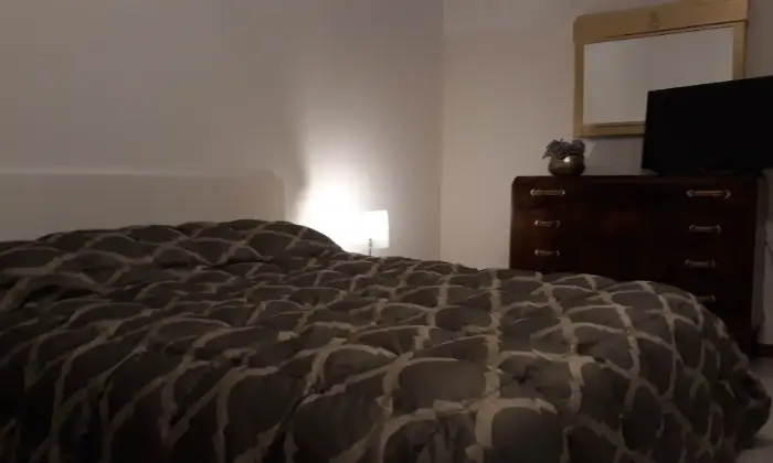 Rexer-Ravenna-Camere-di-lusso-in-appartamento-ristrutturato-CAMERA-DA-LETTO