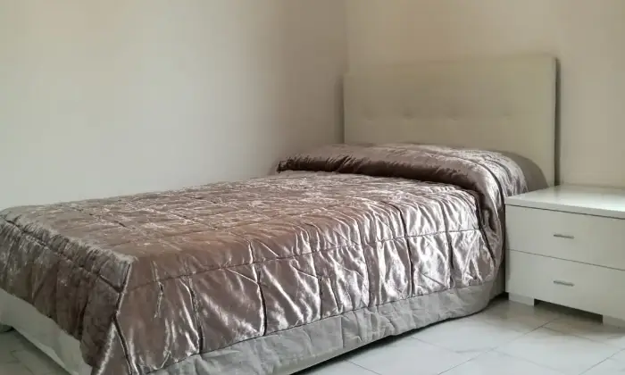 Rexer-Ravenna-Camere-di-lusso-in-appartamento-ristrutturato-CAMERA-DA-LETTO