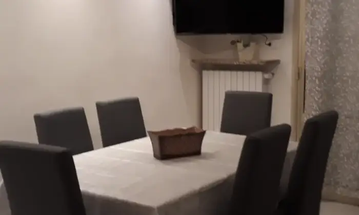 Rexer-Ravenna-Camere-di-lusso-in-appartamento-ristrutturato-CUCINA