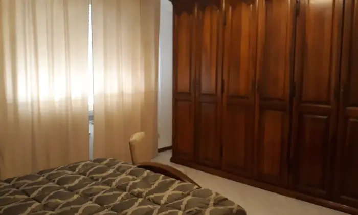 Rexer-Ravenna-Camere-di-lusso-in-appartamento-ristrutturato-CAMERA-DA-LETTO