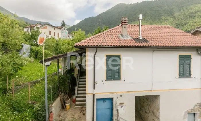 Rexer-Ottone-Appartamento-in-bifamiliare-in-localit-Barchi-a-Ottone-PC-nella-Valle-pi-bella-del-mondo-Altro