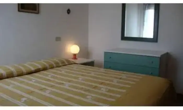 Rexer-Olbia-Villetta-a-mt-dal-mare-di-Bados-CAMERA-DA-LETTO