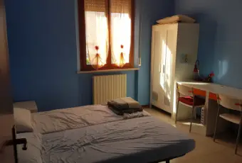 Rexer-Ancona-AFFITTASI-A-STUDENTI-CAMERA-DA-LETTO