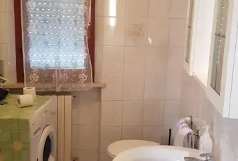 Rexer-Ancona-AFFITTASI-A-STUDENTI-BAGNO