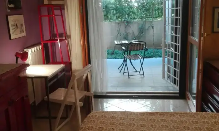 Rexer-Roma-Porta-di-Roma-affitto-app-piano-terra-mq-con-veranda-mq-e-giardino-mq-arredato-due-camere