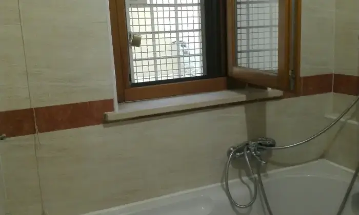 Rexer-Roma-Porta-di-Roma-affitto-app-piano-terra-mq-con-veranda-mq-e-giardino-mq-arredato-due-camere
