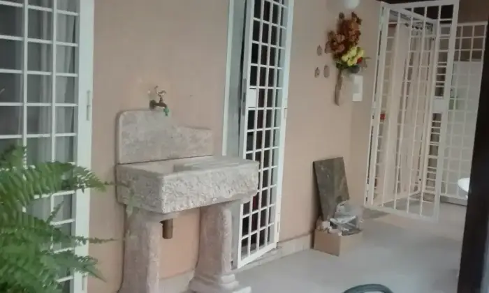Rexer-Roma-Porta-di-Roma-affitto-app-piano-terra-mq-con-veranda-mq-e-giardino-mq-arredato-due-camere