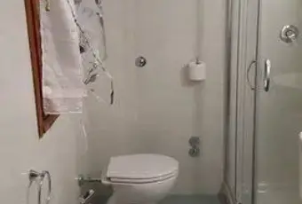 Rexer-Pisa-Camera-doppia-con-accesso-diretto-al-abgno-CAMERA-DA-LETTO