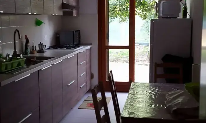 Rexer-Pisa-Camera-doppia-con-accesso-diretto-al-abgno-CAMERA-DA-LETTO
