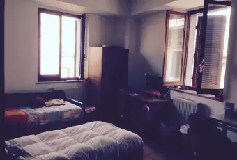 Rexer-Ancona-Posto-Letto-in-Pieno-Centro-CAMERA-DA-LETTO