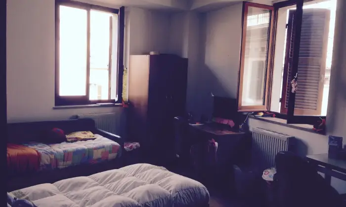 Rexer-Ancona-Posto-Letto-in-Pieno-Centro-CAMERA-DA-LETTO
