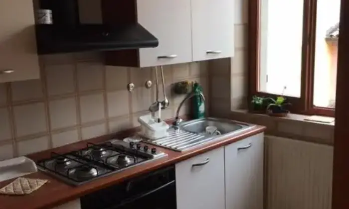 Rexer-Ancona-Posto-Letto-in-Pieno-Centro-CUCINA