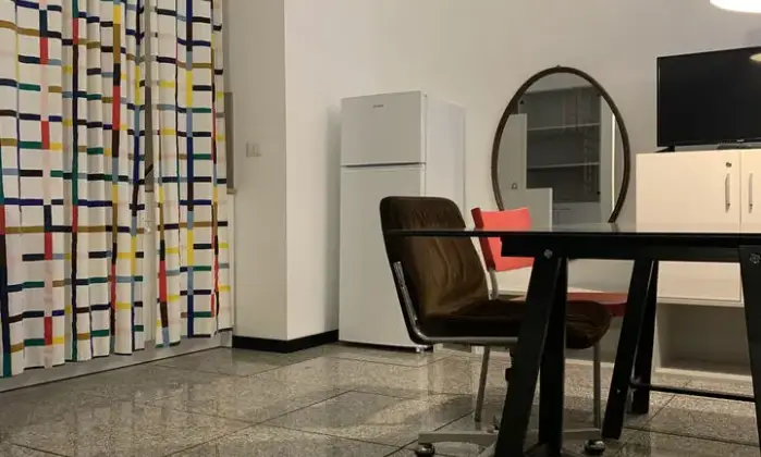 Rexer-Milano-MONOLOCALE-RISTRUTTURATO-METRO-DERGANO-SALONE