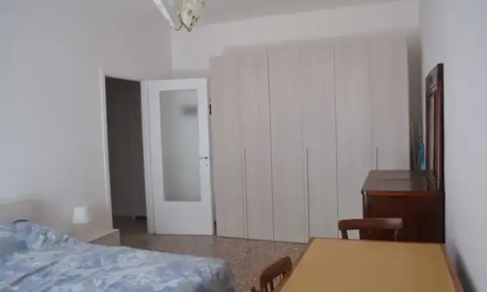 Rexer-Pavia-Locazione-per-studenti-CAMERA-DA-LETTO