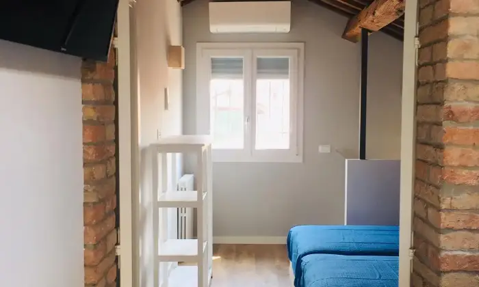 Rexer-Venezia-appartamento-mansardato-completamente-ristrutturato-CAMERA-DA-LETTO