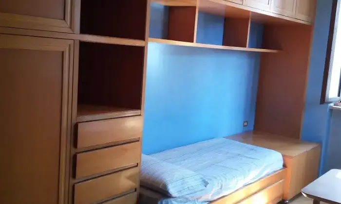 Rexer-Roma-Camere-singole-per-studenti-Universit-luiss-Roma-CAMERA-DA-LETTO