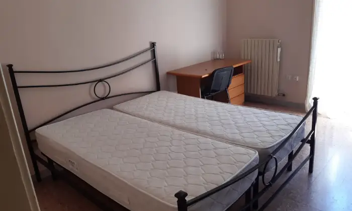 Rexer-Lecce-Affitto-appartamento-anche-per-vacanze-CAMERA-DA-LETTO