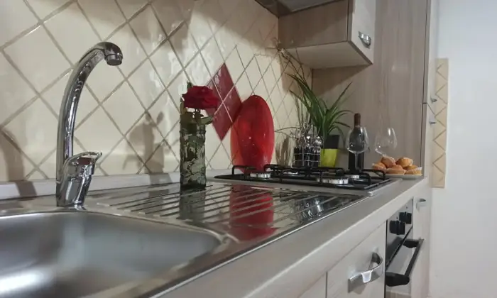 Rexer-Bosa-Fleo-House-appartamento-VACANZE-Bosa-centro-CUCINA