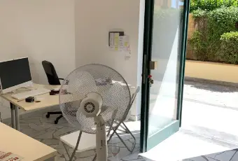 Rexer-SantAntimo-Affitto-ufficionegozio-in-struttura-di-prestigio-con-giardino-ALTRO