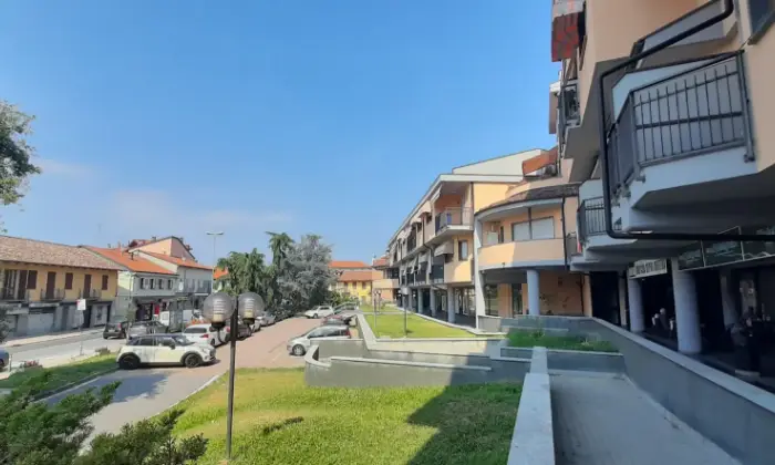 Rexer-Trofarello-Locale-commerciale-mq-trofarello-SALONE