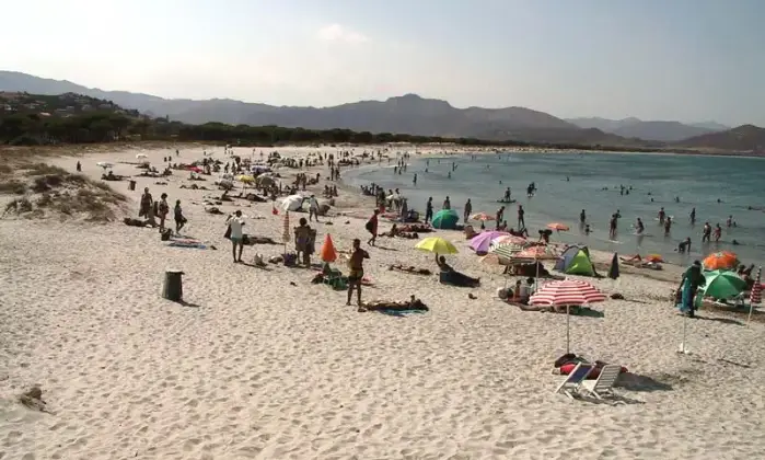 Rexer-Siniscola-Nuova-villetta-sul-mare-posizione-unica-spiaggia