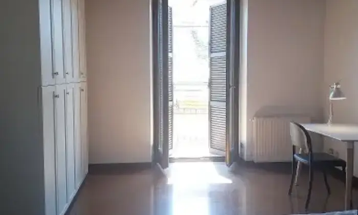 Rexer-Roma-CAMERE-PER-STUDENTI-UNIVERSIT-LUISS-CAMERA-DA-LETTO