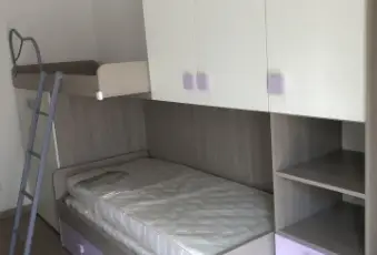Rexer-Roma-Affitto-stanze-a-studentesse-CAMERA-DA-LETTO