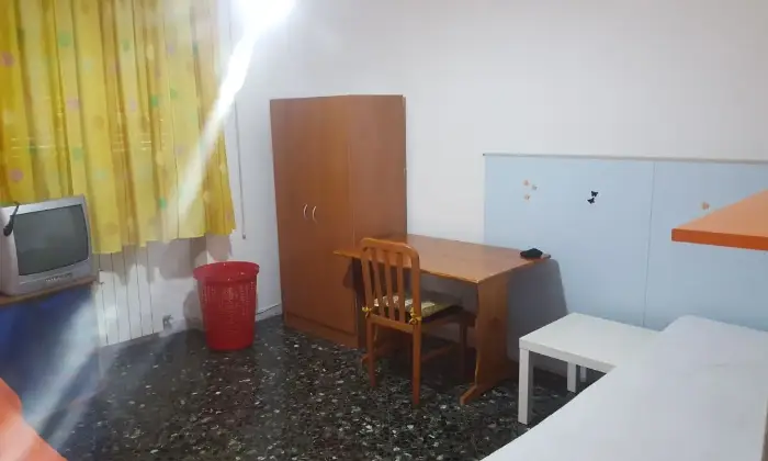 Rexer-Bari-Camera-singola-zona-poggiofranco-Bari-CAMERA-DA-LETTO