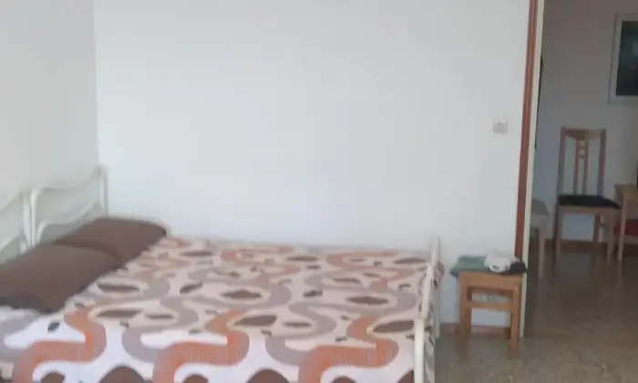 Rexer-Pavia-Con-due-ampie-stanze-indipendenti-CAMERA-DA-LETTO