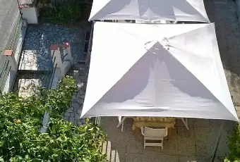Rexer-Sanremo-Casa-indipendente-vista-mare-ristrutturata-con-tre-appartamenti-grande-giardino-garage-TERRAZZO