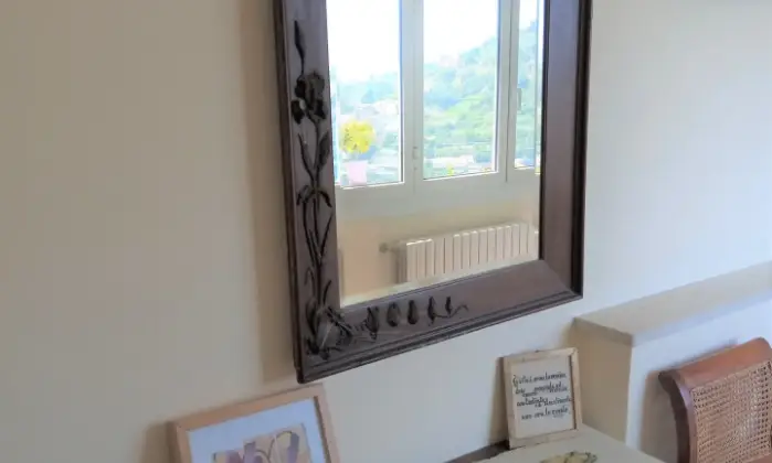 Rexer-Sanremo-Casa-indipendente-vista-mare-ristrutturata-con-tre-appartamenti-grande-giardino-garage-CAMERA-DA-LETTO