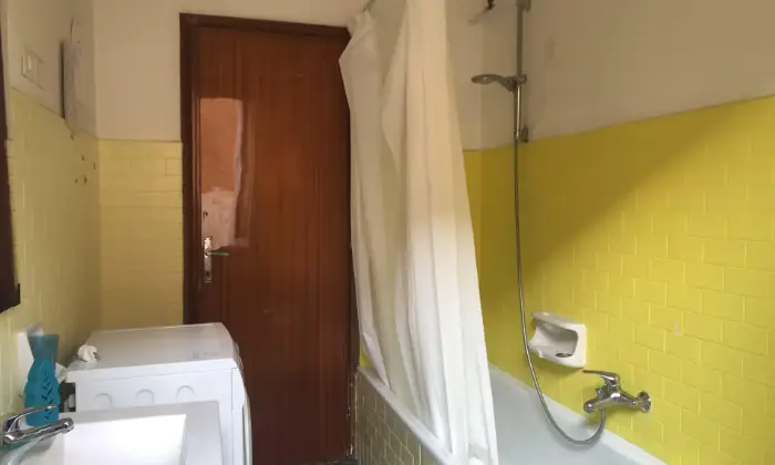Rexer-Parma-AMPIE-E-LUMINOSE-CAMERE-BAGNO