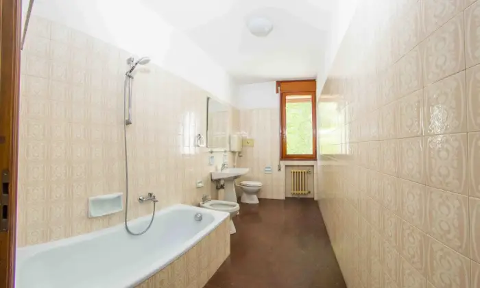 Rexer-Venezia-Camere-per-studenti-e-giovani-lavoratori-BAGNO