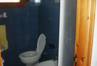 Rexer-VILLASIMIUS-Villetta-m-dal-mare-con-piscina-BAGNO