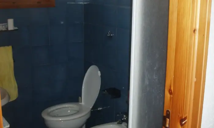 Rexer-VILLASIMIUS-Villetta-m-dal-mare-con-piscina-BAGNO