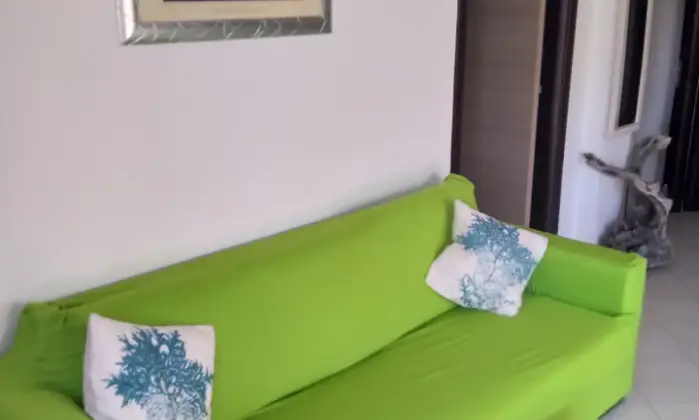 Rexer-Pizzo-Splendido-appartamento-F-con-due-camere-da-letto-PIZZO-BEACH-CLUB-PISCINEparco-giochi-SALONE