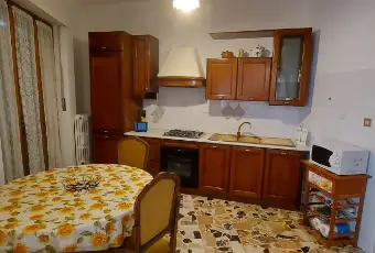 Rexer-Bra-Appartamento-per-studenti-con-camere-in-centro-Bra-CUCINA