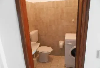 Rexer-Urbino-Urbino-zona-ospedale-condomini-pineta-BAGNO