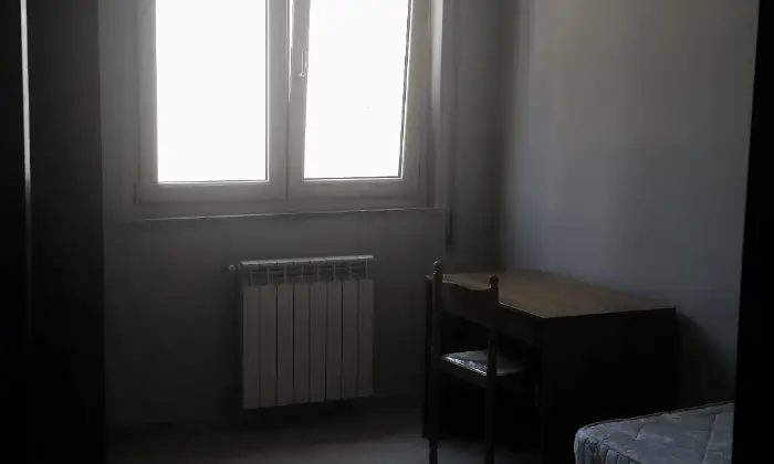 Rexer-Palermo-VICINISSIMO-UNIVERSITA-affitto-camere-in-appartamento-ristrutturato-CAMERA-DA-LETTO