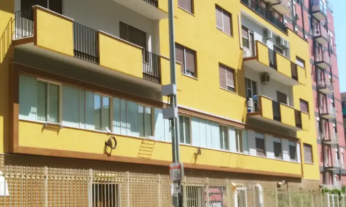 Rexer-Palermo-VICINISSIMO-UNIVERSITA-affitto-camere-in-appartamento-ristrutturato-prospetto-esterno