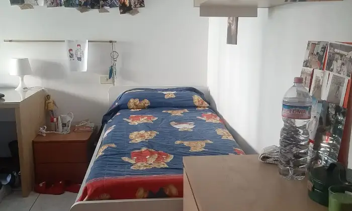 Rexer-Milano-Posto-letto-in-stanza-doppia-per-studentesse-CAMERA-DA-LETTO