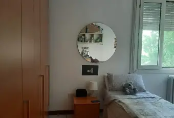 Rexer-Milano-Posto-letto-in-stanza-doppia-per-studentesse-CAMERA-DA-LETTO