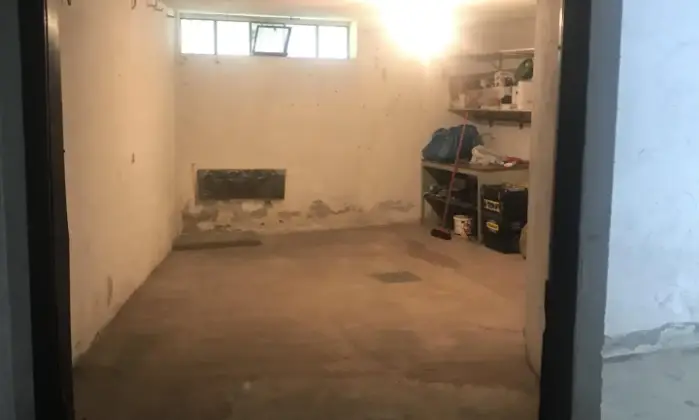 Rexer-Olginate-Appartamento-ristrutturato-arredato-a-basso-consumo-energetico-A-con-impianto-fotovoltaico-e-termodinamico-GARAGE