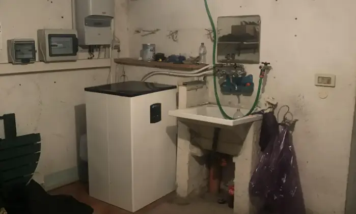 Rexer-Olginate-Appartamento-ristrutturato-arredato-a-basso-consumo-energetico-A-con-impianto-fotovoltaico-e-termodinamico-GARAGE