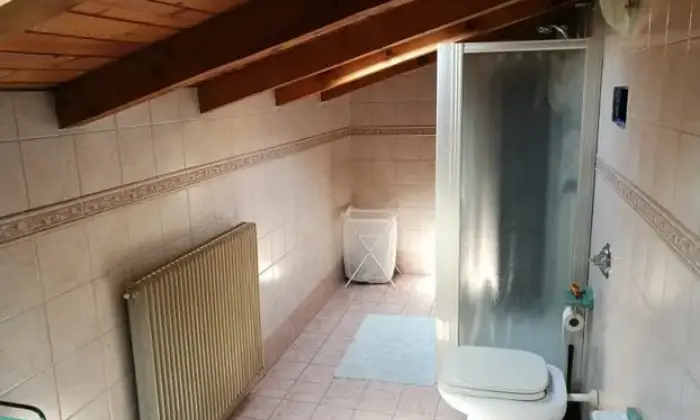 Rexer-Lusiana-Appartamento-m-commerciali-BAGNO